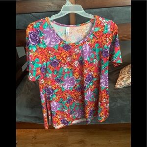LulaRoe colorful Perfect T